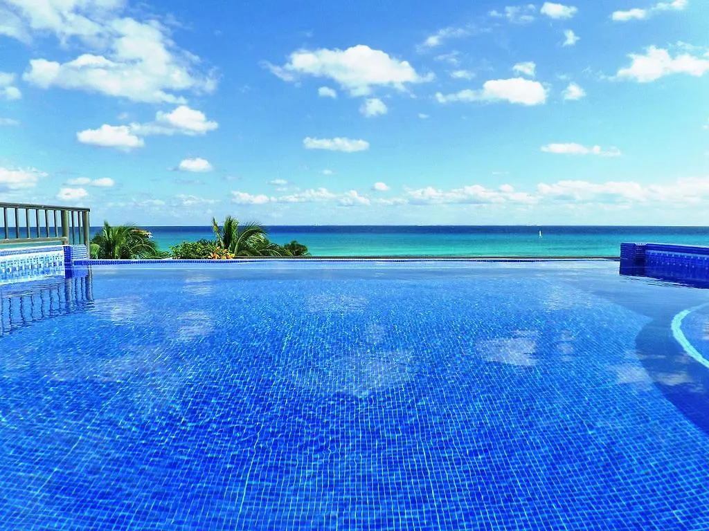 Izcalli Luxury Villa Playa del Carmen 0*,